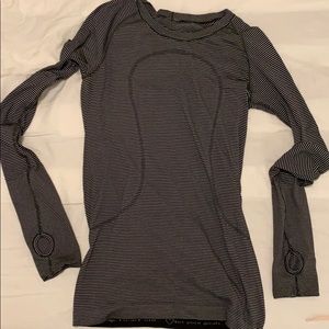 Lululemon Swiftly Tech Long Sleeve